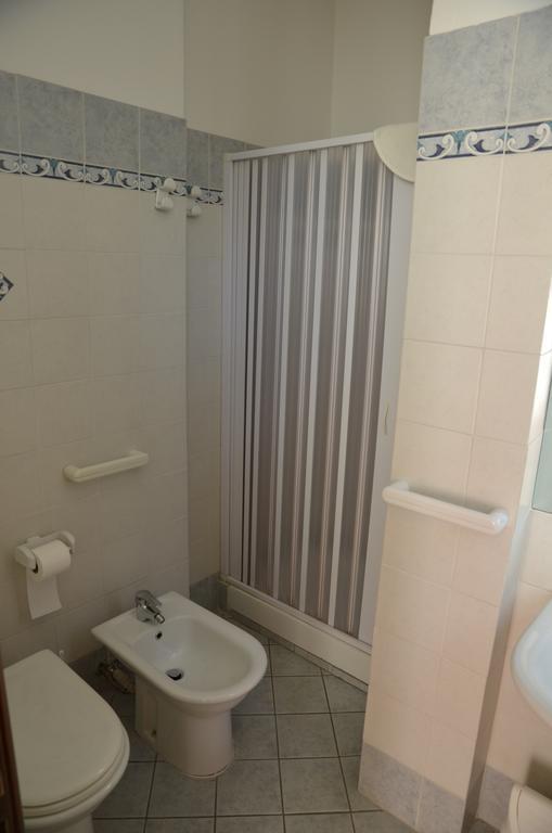 ローマ Casa Per Ferie Cardinal G. Guarino Bed & Breakfast 部屋 写真