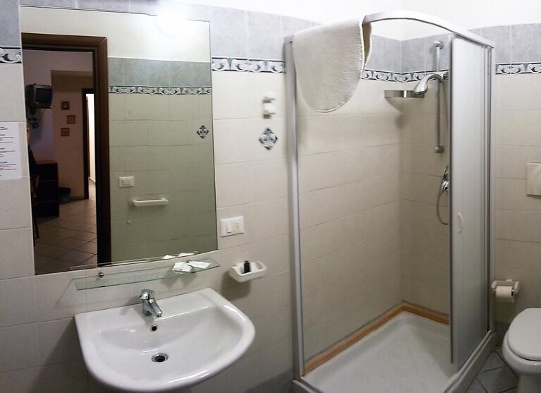 ローマ Casa Per Ferie Cardinal G. Guarino Bed & Breakfast エクステリア 写真