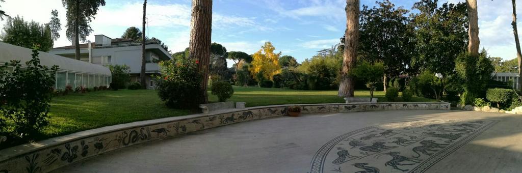 ローマ Casa Per Ferie Cardinal G. Guarino Bed & Breakfast エクステリア 写真